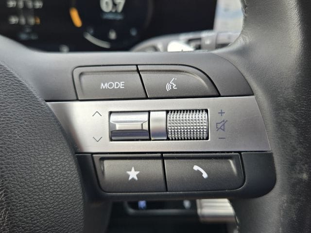 2024 Hyundai Kona Limited - Photo 24