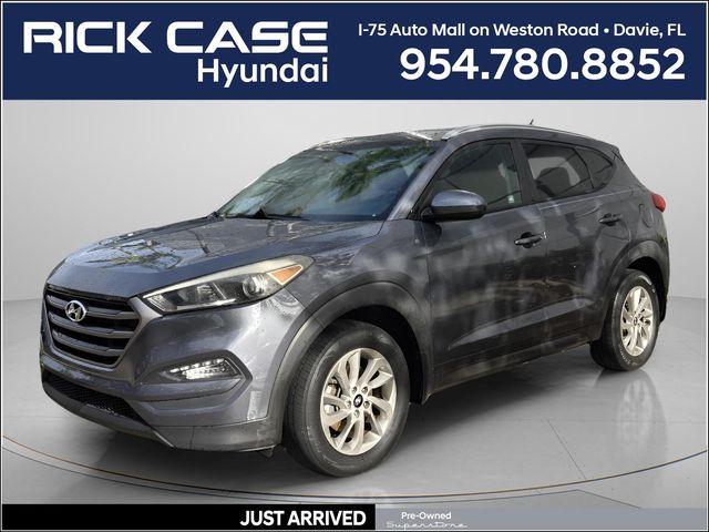 2016 Hyundai Tucson SE