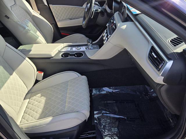 2023 GENESIS G70 Standard - Photo 19