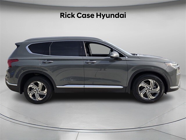 2022 Hyundai Santa Fe SEL Premium photo 2