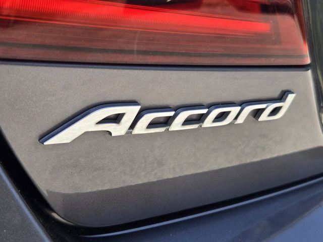 2017 Honda Accord EX-L - Photo 14
