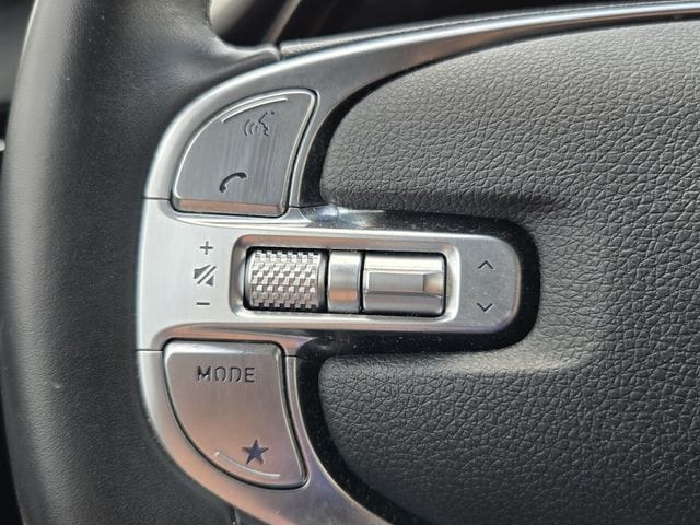 2024 GENESIS GV70 Standard - Photo 23