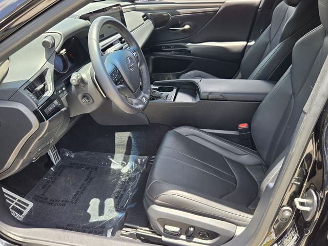 2024 Lexus ES Hybrid 300h F SPORT Handling - Photo 10