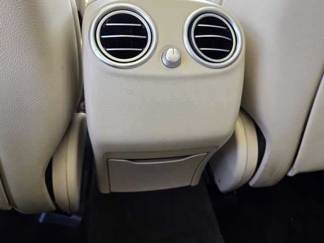 2022 Mercedes-Benz GLC GLC300 - Photo 14