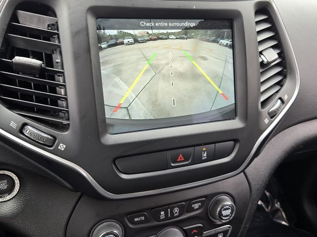 2022 Jeep Cherokee Latitude Lux - Photo 22