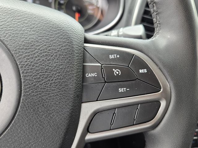 2022 Jeep Cherokee Latitude Lux - Photo 25