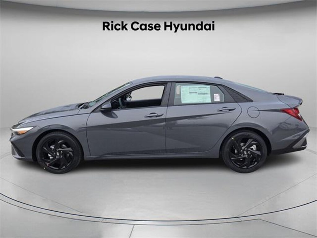 New 2026 Hyundai Elantra SEL Sport Sedan