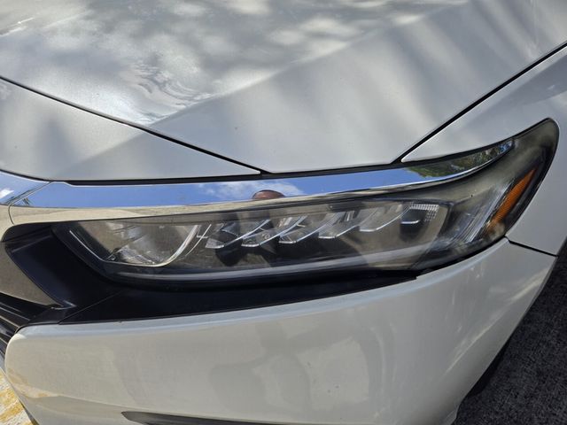 2018 Honda Accord LX - Photo 10
