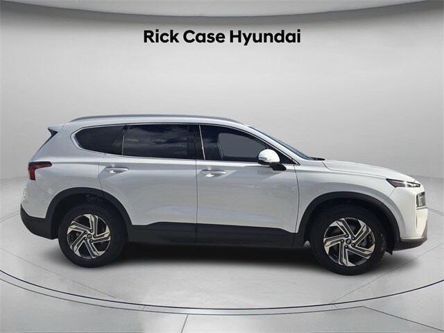 2023 Hyundai Santa Fe SEL photo 3