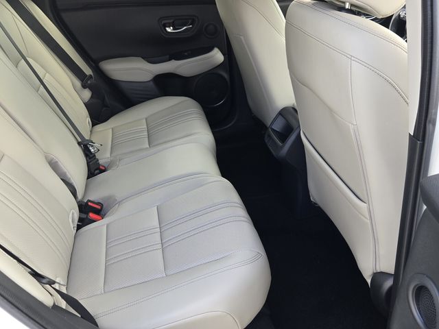 2025 Honda HR-V EX-L - Photo 16