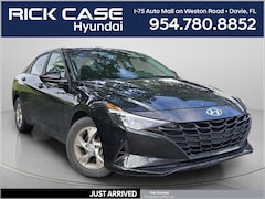 Used 2023 Hyundai Elantra SE Sedan Davie