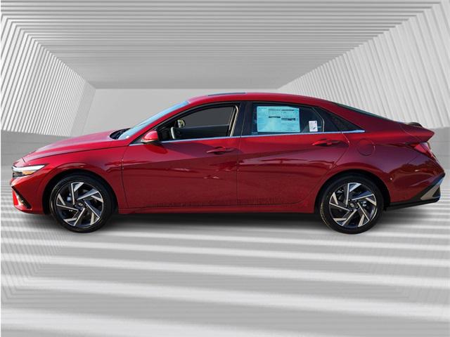 2025 Hyundai Elantra SEL Convenience photo 2
