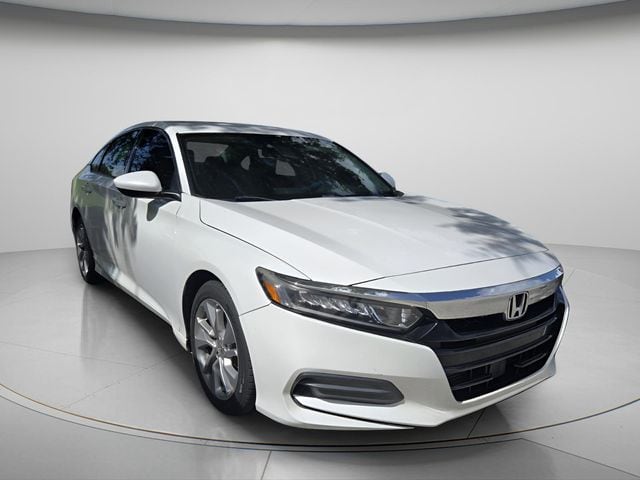 2018 Honda Accord LX - Photo 4