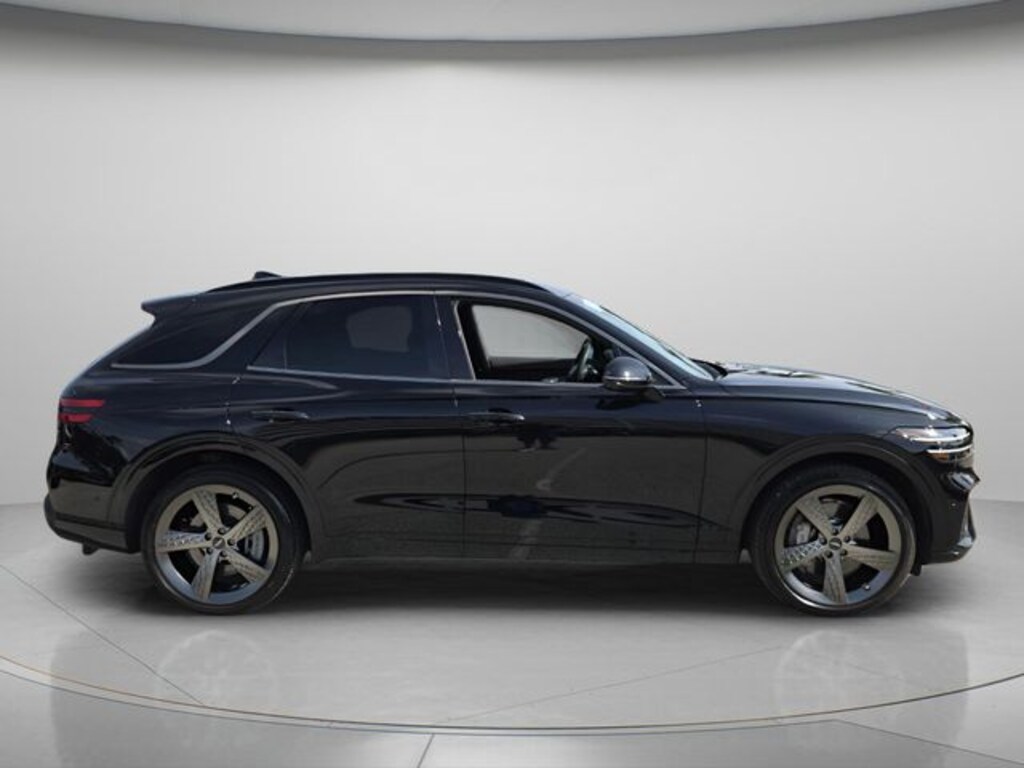 Used 2024 Genesis GV70 SUV