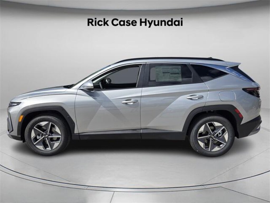 New 2026 Hyundai Tucson SEL Premium FWD SUV