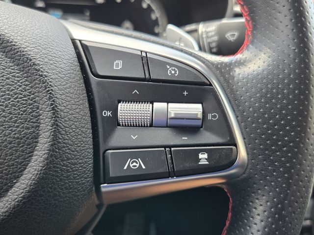 2023 GENESIS G70 Standard - Photo 23
