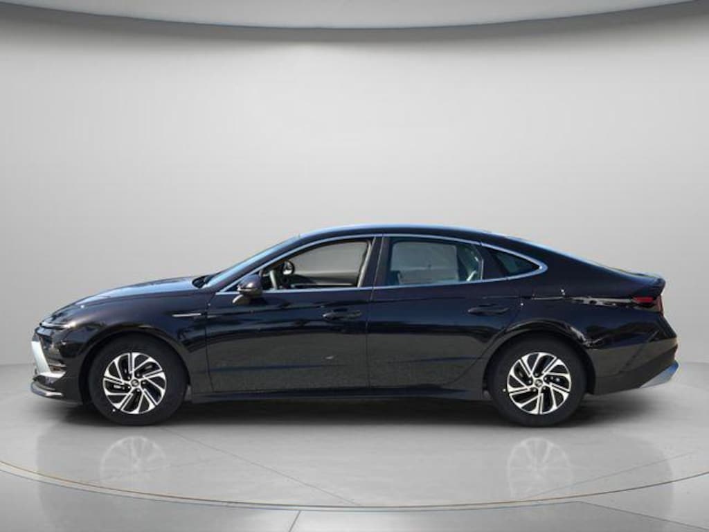 New 2026 Hyundai Sonata Hybrid Blue Sedan