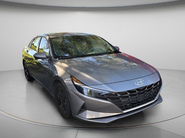 Used 2022 Hyundai Elantra SEL Sedan