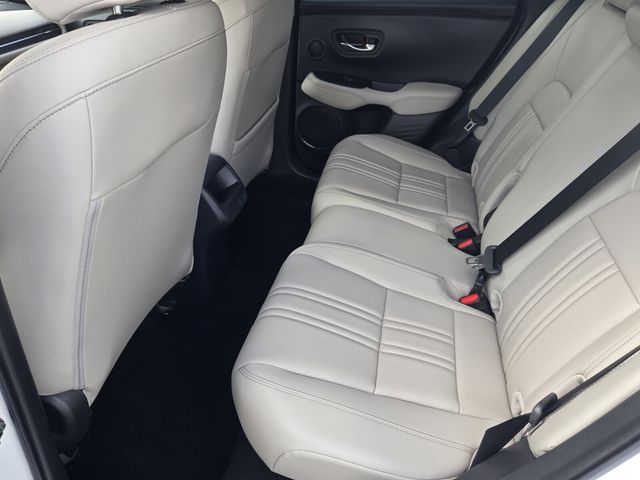 2025 Honda HR-V EX-L - Photo 12