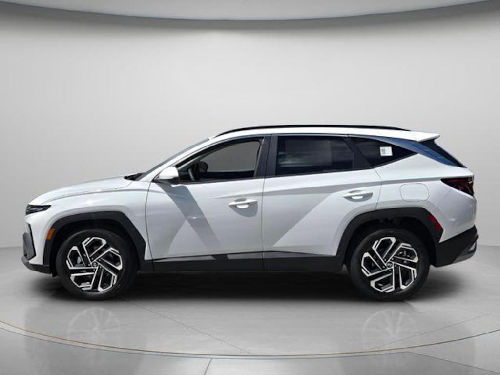 New 2026 Hyundai Tucson SEL FWD SUV