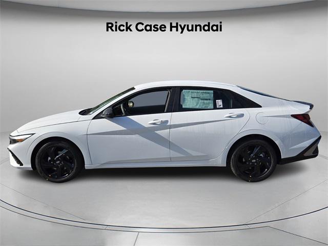 2026 Hyundai Elantra SEL Sport photo 2
