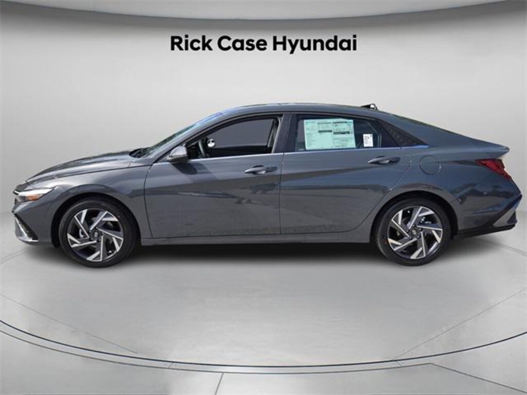 New 2026 Hyundai Elantra Limited Sedan