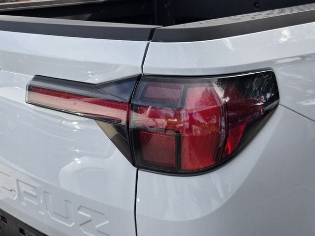 2025 Hyundai Santa Cruz SEL - Photo 8