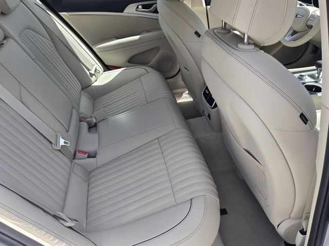 2026 GENESIS G70 Prestige - Photo 17