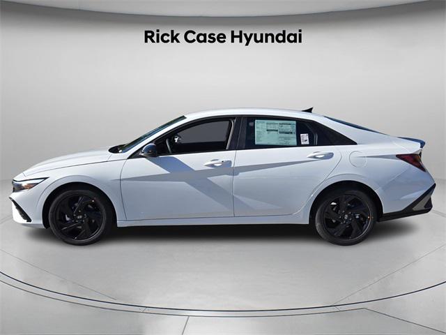2026 Hyundai Elantra SEL Sport photo 2