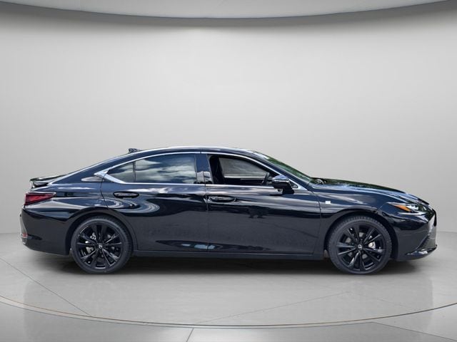2024 Lexus ES Hybrid 300h F SPORT Handling - Photo 5