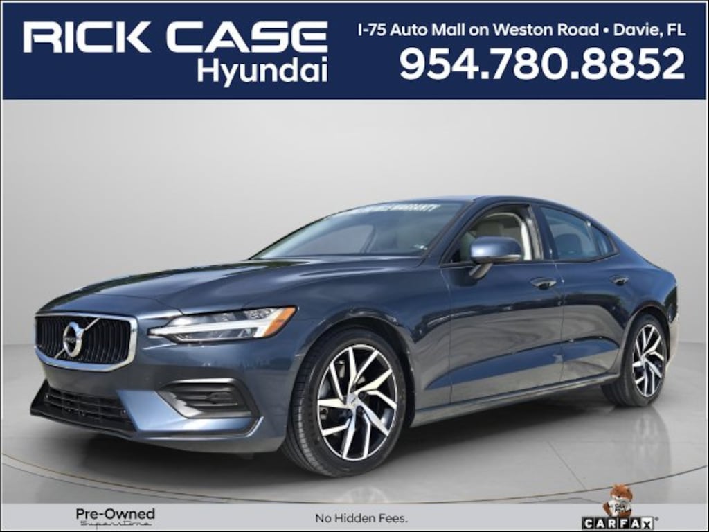 Used 2020 Volvo S60 T5 Momentum Sedan