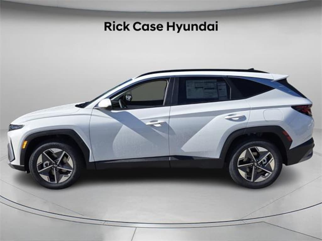 New 2026 Hyundai Tucson SEL FWD SUV