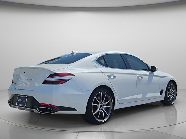 2026 GENESIS G70 Standard - Photo 7