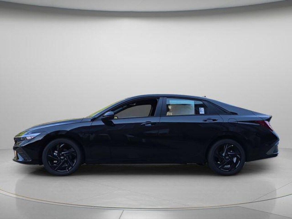 New 2026 Hyundai Elantra SEL Sport Sedan