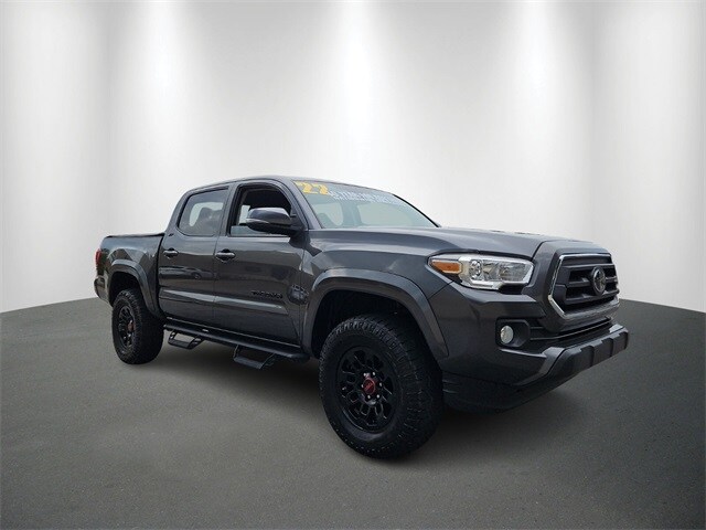 Used 2022 Toyota Tacoma SR5 with VIN 3TMAZ5CN1NM175523 for sale in Duluth, GA