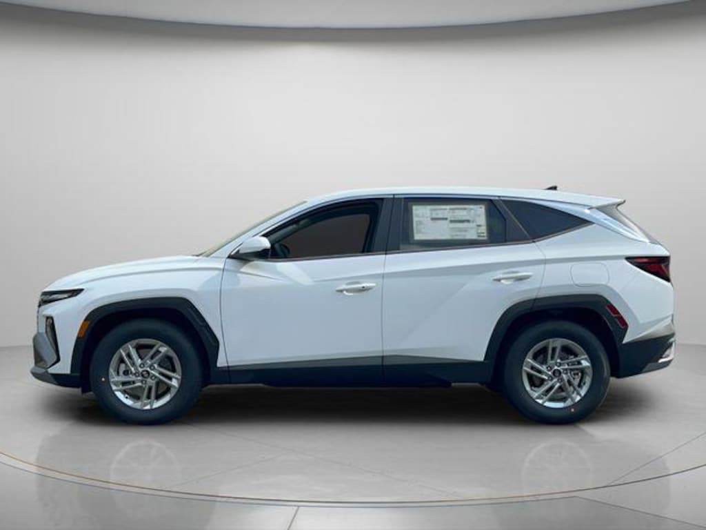 New 2026 Hyundai Tucson SE FWD SUV