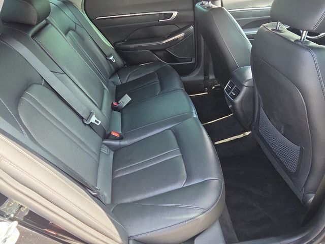 2022 Hyundai Sonata Limited - Photo 17