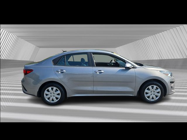 2022 Kia Rio S photo 2