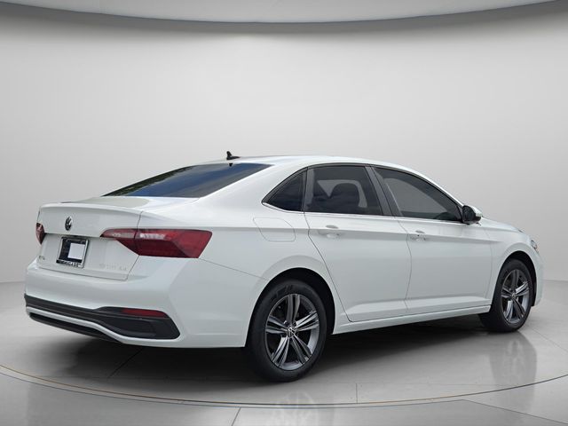 2023 Volkswagen Jetta SE - Photo 7
