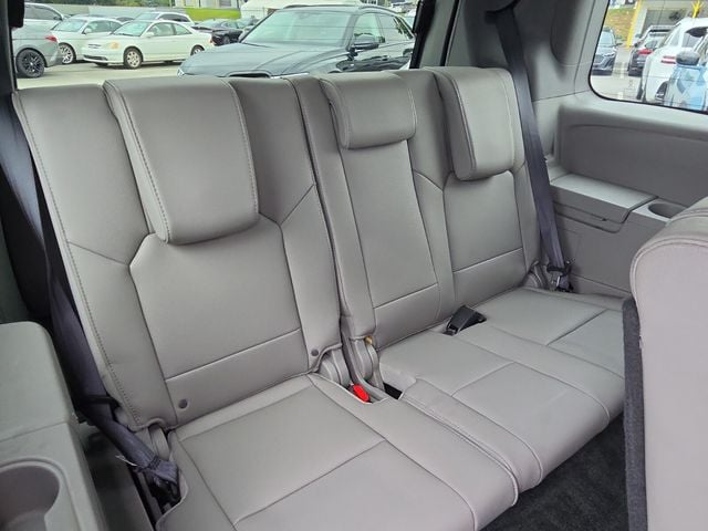 2015 Honda Pilot EX-L - Photo 18
