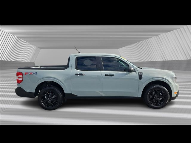 2024 Ford Maverick XLT photo 2