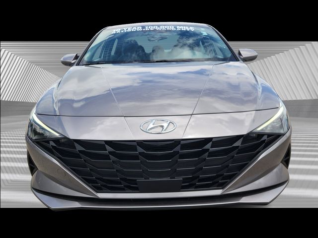 2023 Hyundai Elantra SEL photo 4