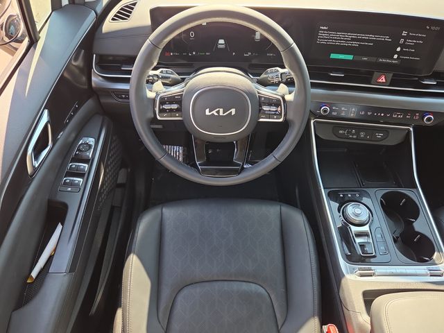 2025 Kia Carnival SX - Photo 15
