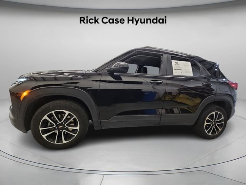 Used 2024 Chevrolet Trailblazer LT SUV