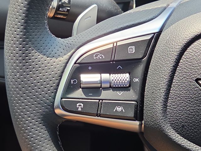 2026 GENESIS G70 Standard - Photo 24