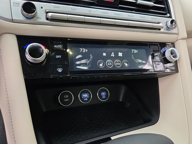 2026 GENESIS G70 Standard - Photo 21