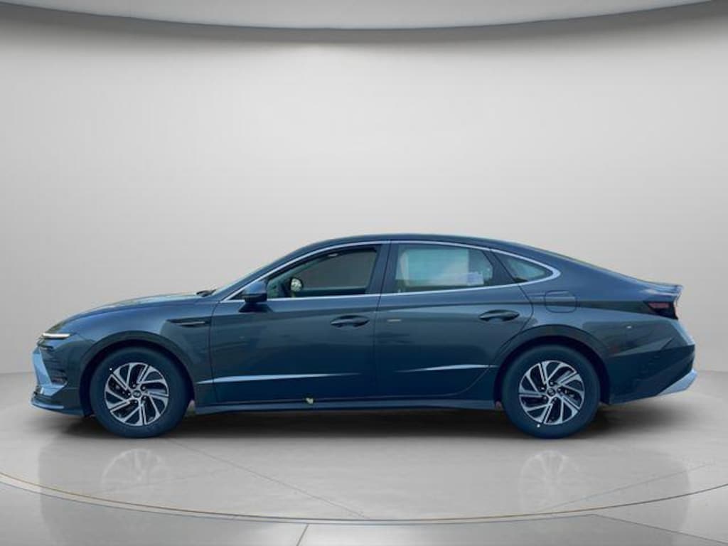 New 2026 Hyundai Sonata Hybrid Blue Sedan