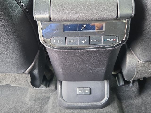 2023 Toyota Highlander XLE - Photo 15