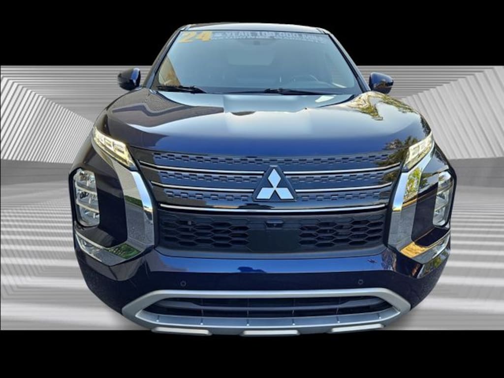 Used 2024 Mitsubishi Outlander SE SUV