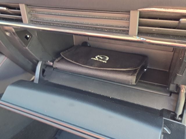 2025 Mazda Mazda3 Carbon Edition - Photo 20